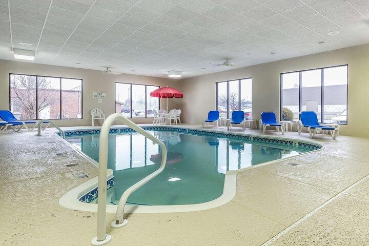 Pool 4 of 41