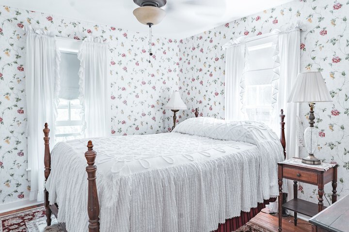 Room 13 of 51