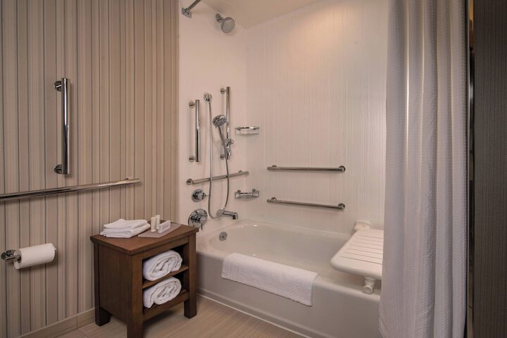 Courtyard by Marriott Hershey Chocolate Avenue
