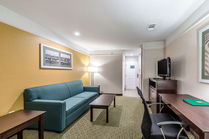 Room 29 of 57