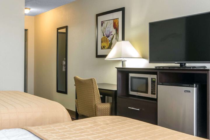 Room 28 of 57