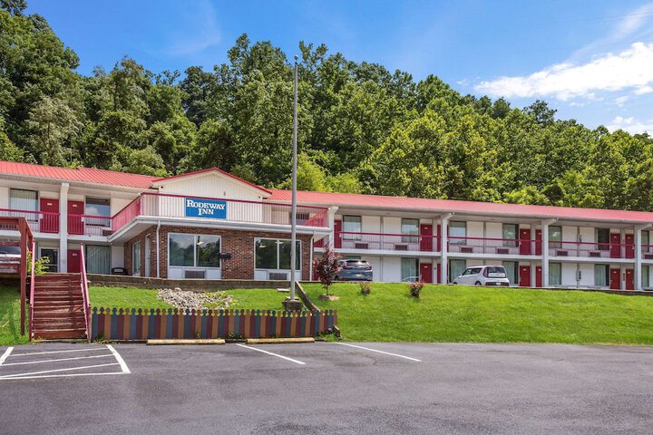 Hotel 3 of 43