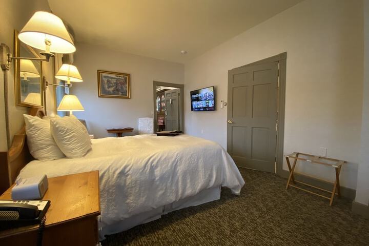 Room 95 of 105