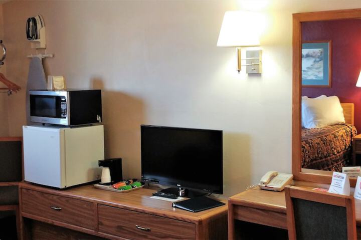 Room 7 of 31