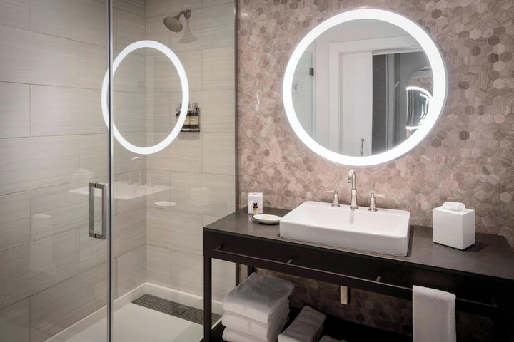 The Elizabeth Hotel Autograph Collection