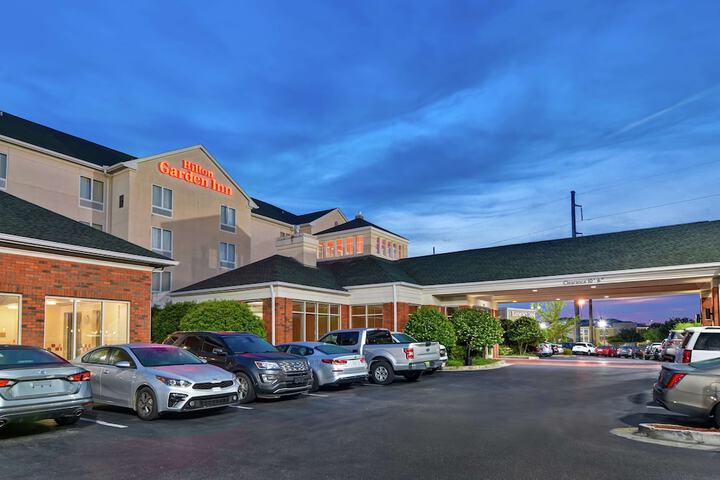 Hotel 2 of 63