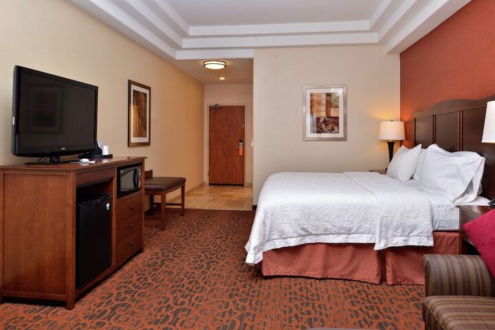 Room 27 of 50