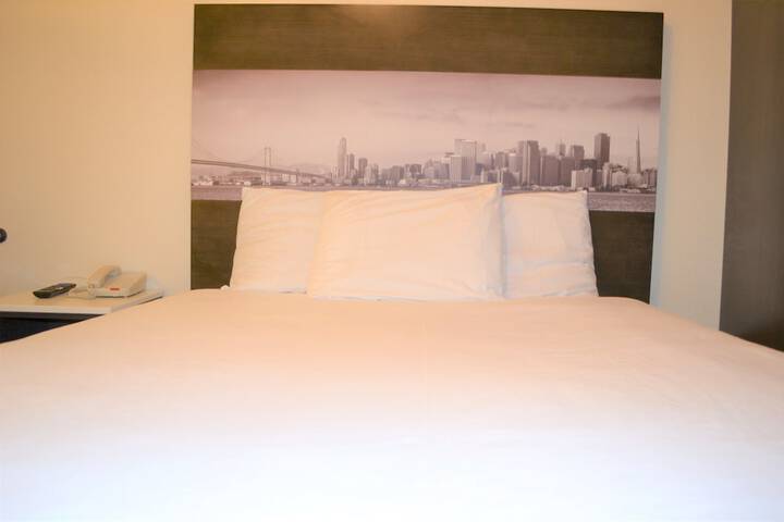 Room 19 of 37