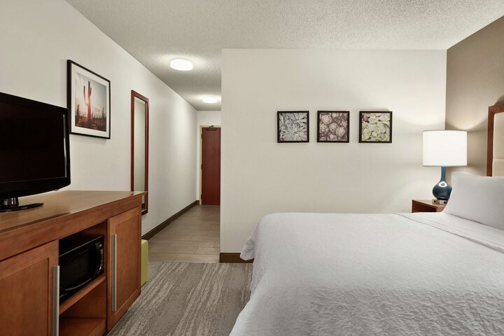 Room 19 of 33