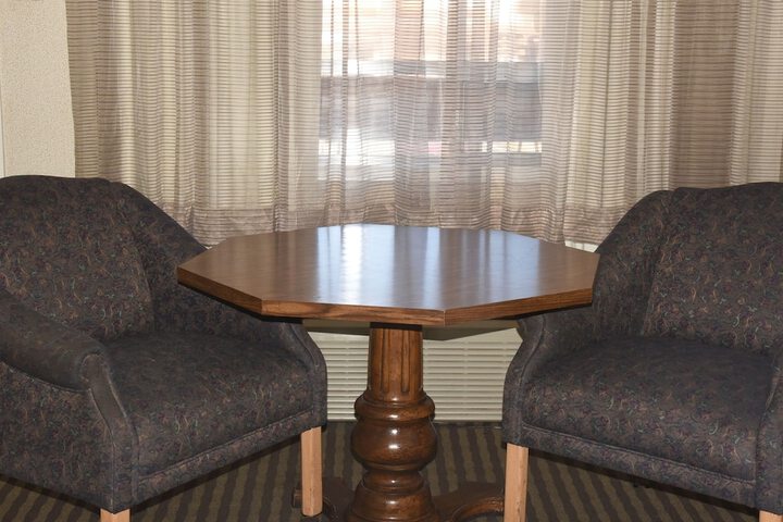 Room 15 of 34