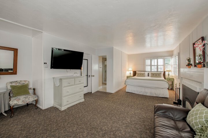 Room 61 of 78