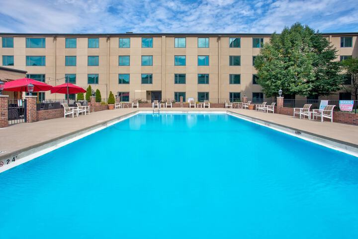Pool 5 of 67