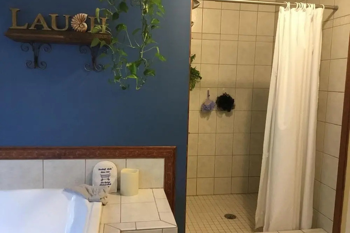 The Harsens Island Getaway Resort