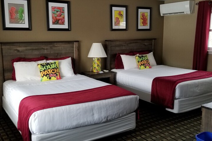 Room 22 of 32