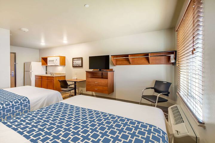 Room 34 of 37