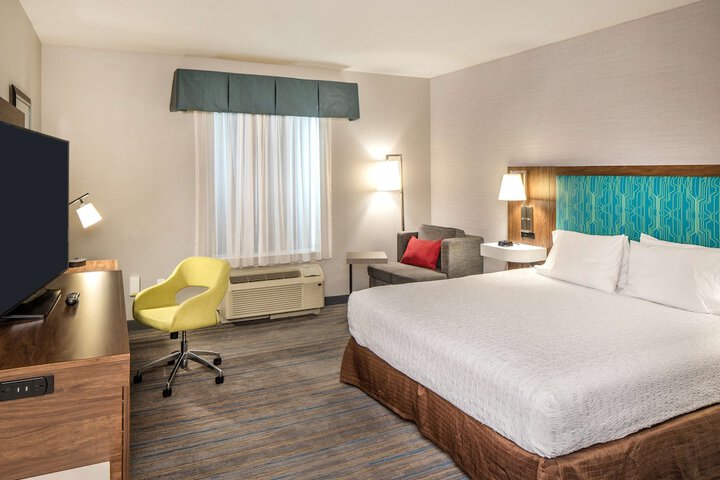 Room 14 of 25