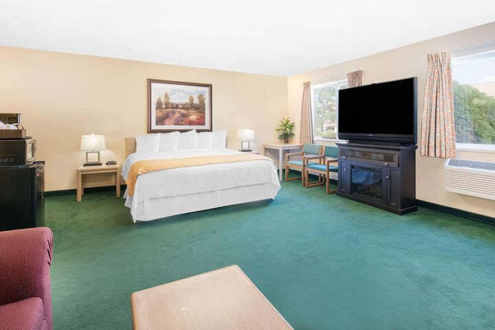 Room 22 of 46