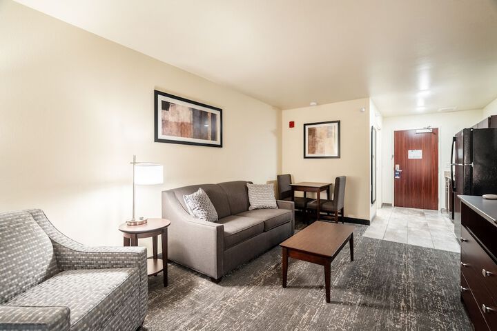 Room 41 of 76