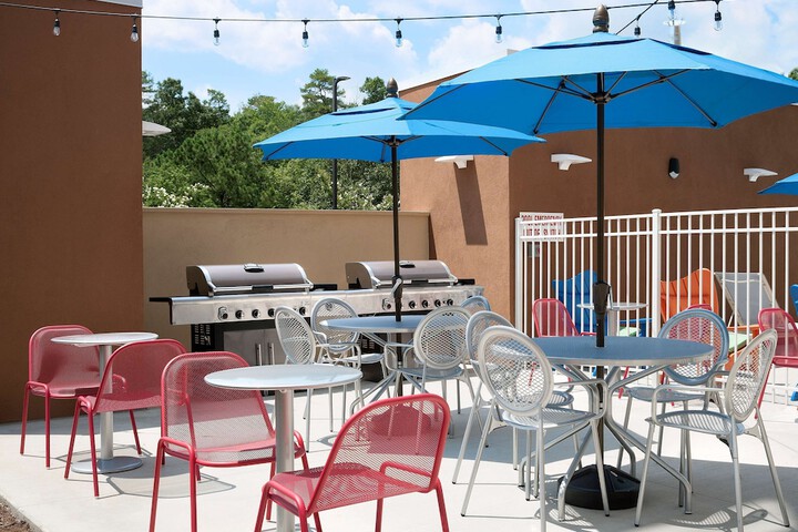 Terrace/Patio 27 of 29