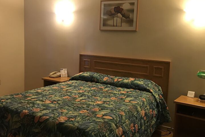 Room 20 of 24
