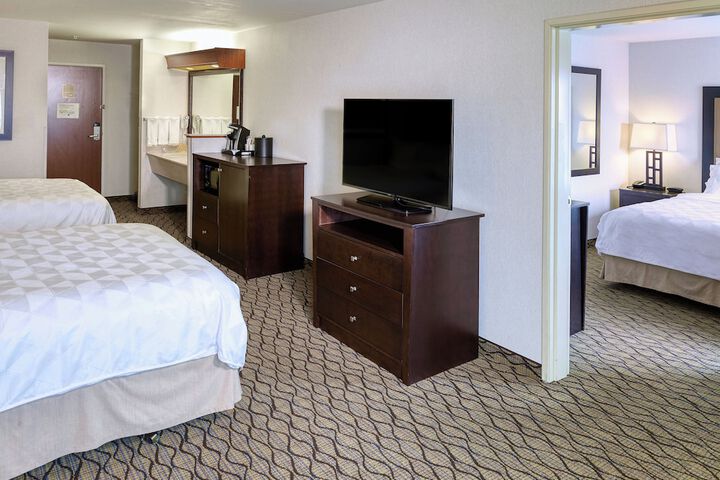 Holiday Inn West Yellowstone by IHG.