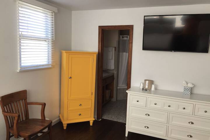 Room 69 of 162