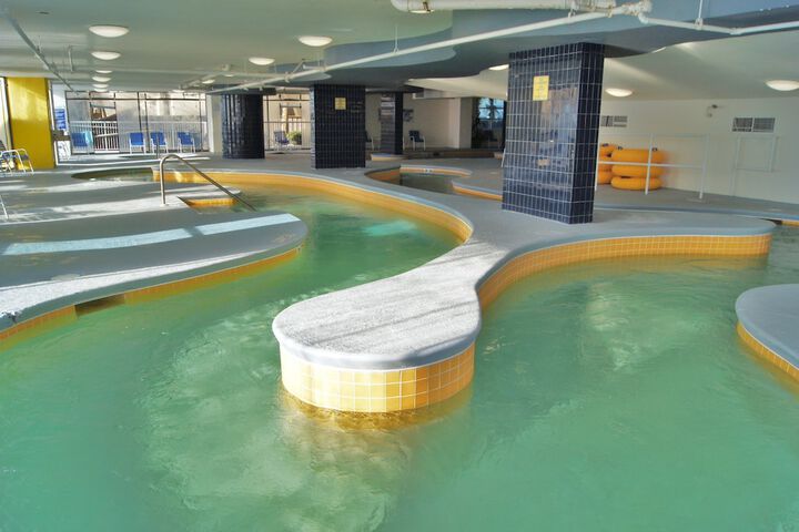 Pool 11 of 70
