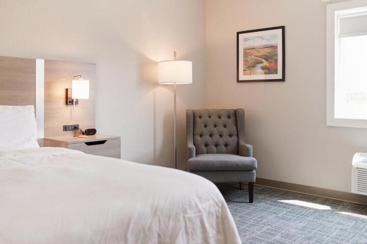 Brady Hotel