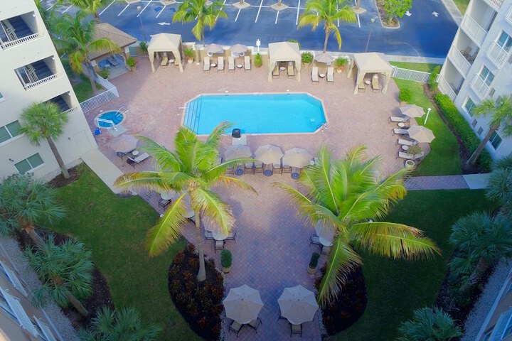 Pool 11 of 65