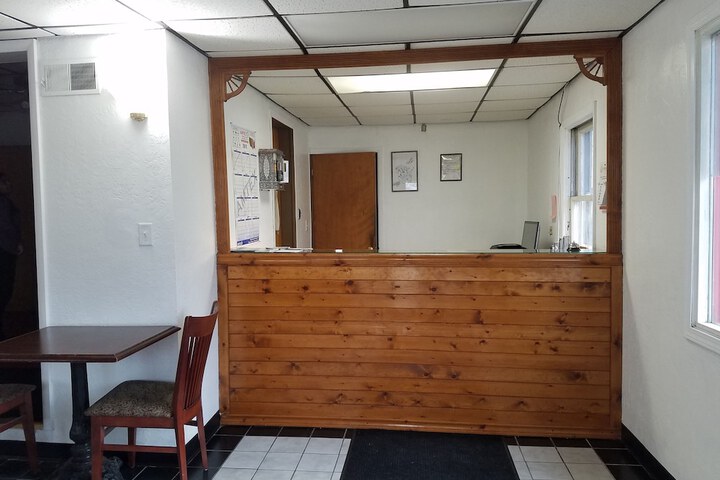 Budget Inn