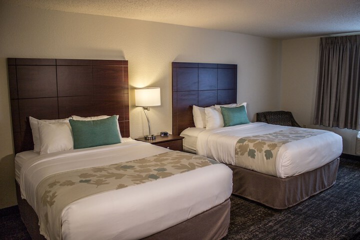 Room 21 of 49