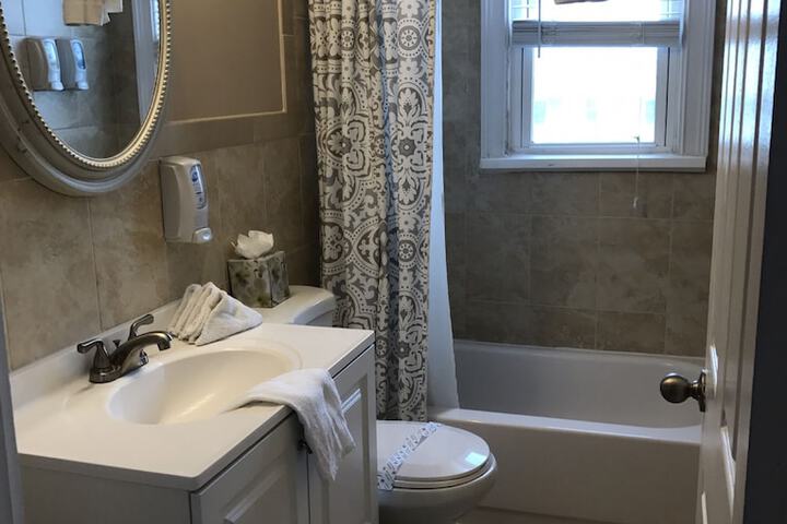 Room 21 of 25
