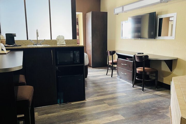 Microtel Inn & Suites by Wyndham Harrisonburg