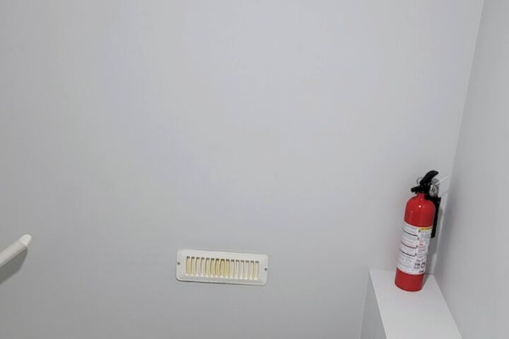 Luxurious Home Away From Home With Aircon