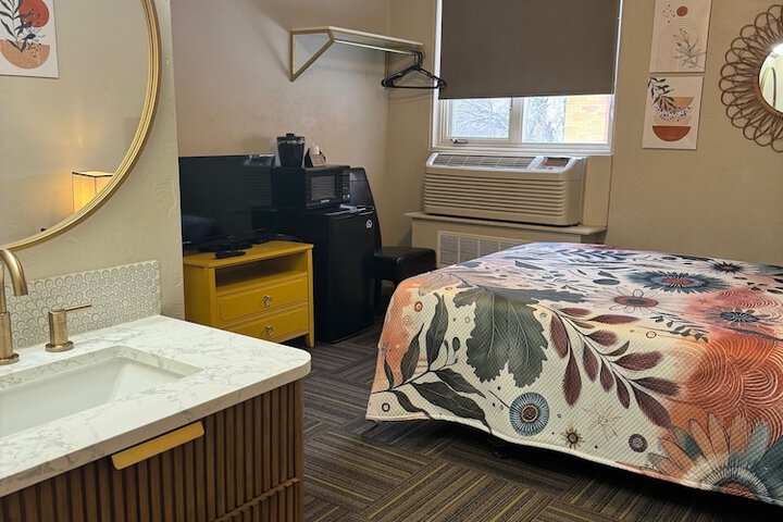 Room 34 of 52