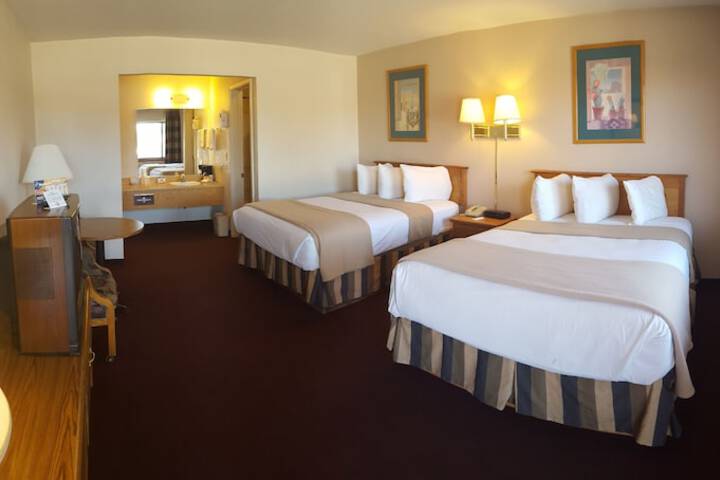 Room 22 of 40