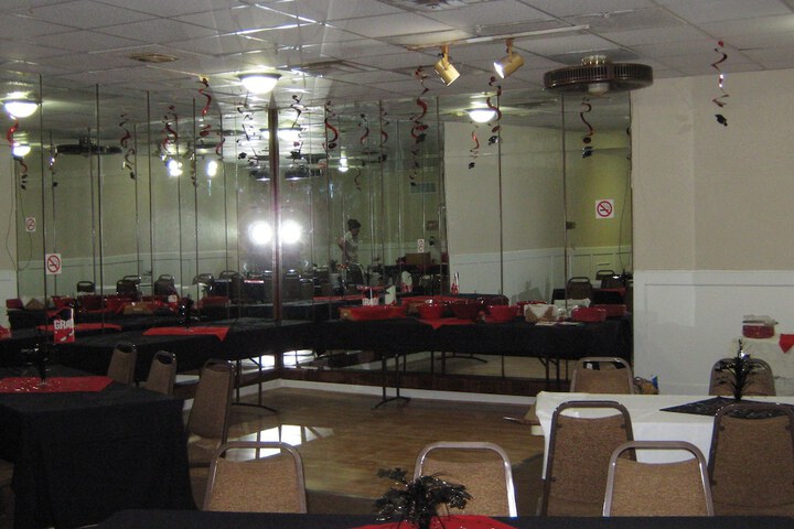 Ballroom/Hall 104 of 107
