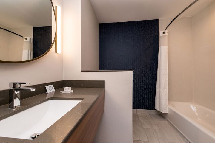Room 20 of 34