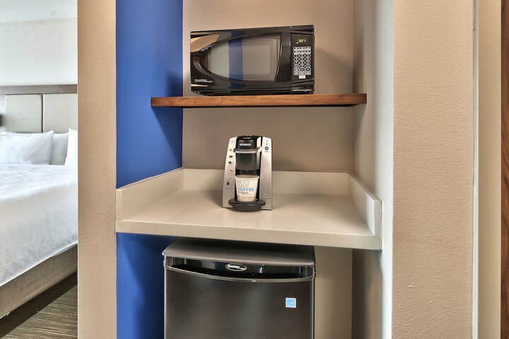 Room 14 of 26