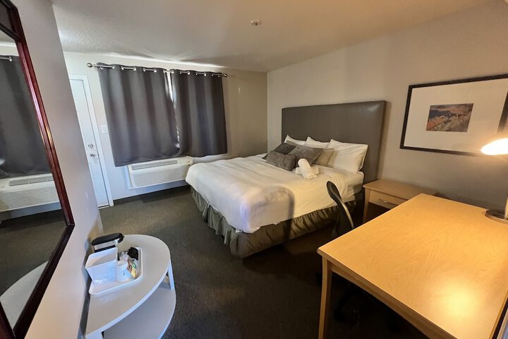 Room 15 of 59
