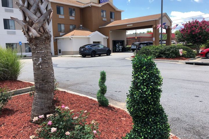 Hotel 11 of 128