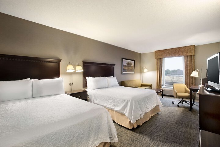Room 21 of 37