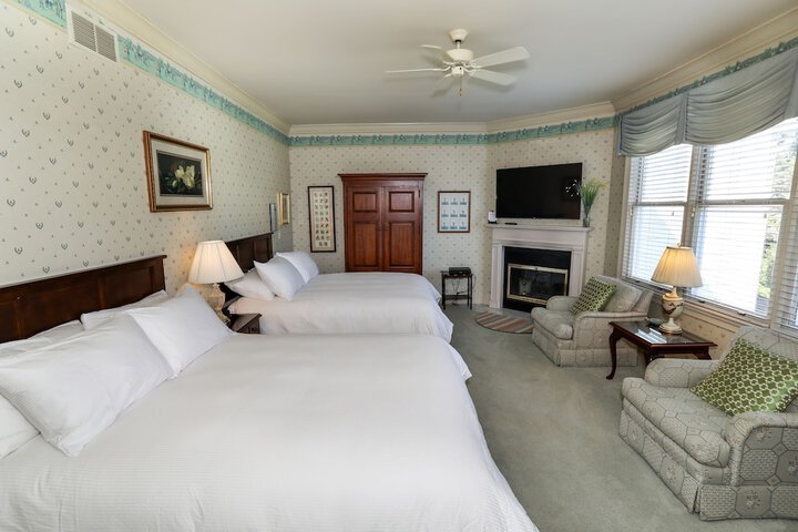 Room 11 of 51