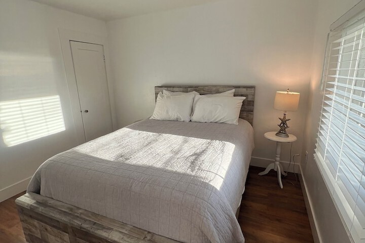 Room 14 of 32