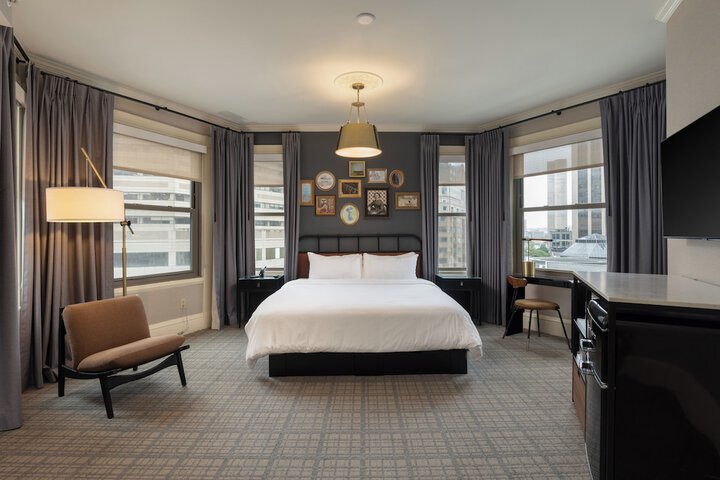 Room 20 of 60