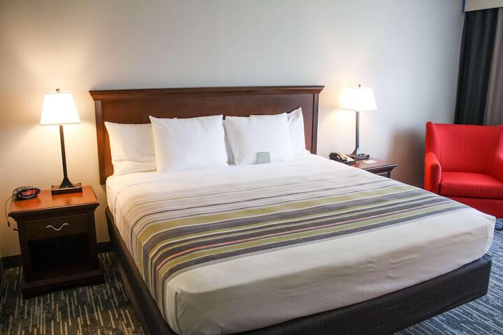 Country Inn & Suites by Radisson Washington Dulles International Airport, VA