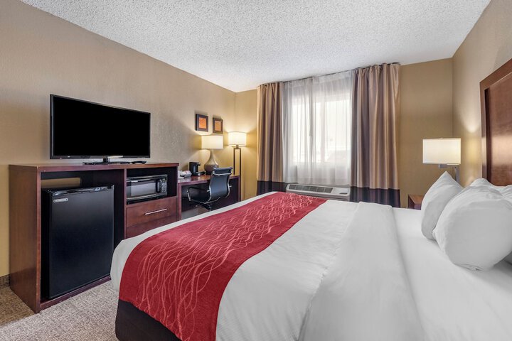 Room 10 of 25