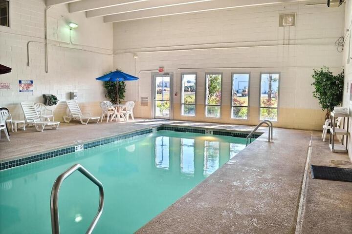 Pool 8 of 40