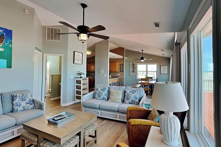 Paradise Palms by Topsail Realty