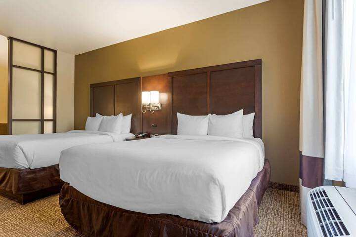 Room 13 of 48